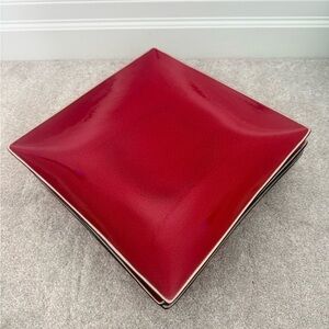 Red Square set of 4 heavy weight dinner plates